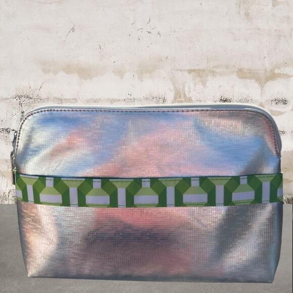 CLINIQUE Silver and Green Cosmetic Bag with Front Pocket Bundle NEW - Picture 13 of 16
